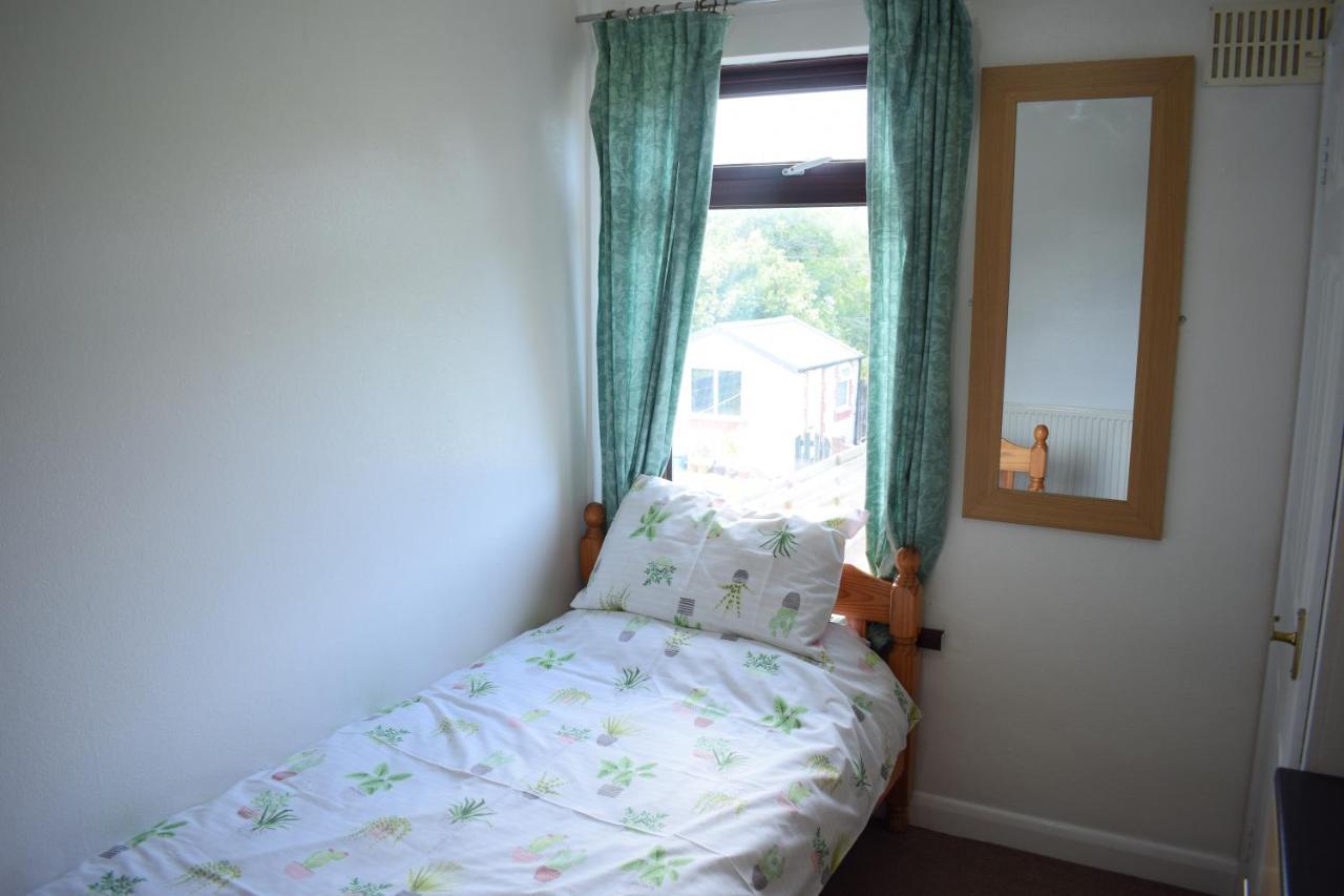 House Stay In Bangor North Wales 外观 照片